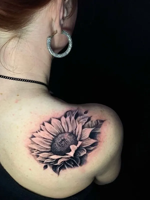 Aura Tattoo Studios — Tattoo shop in Lewisville